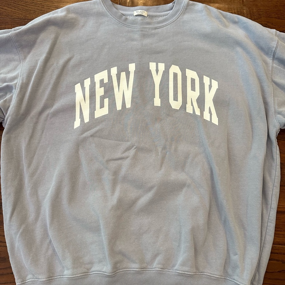 Brandy Melville Crewneck